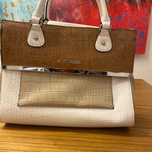 Vintage G BY GUESS purse neutral colors